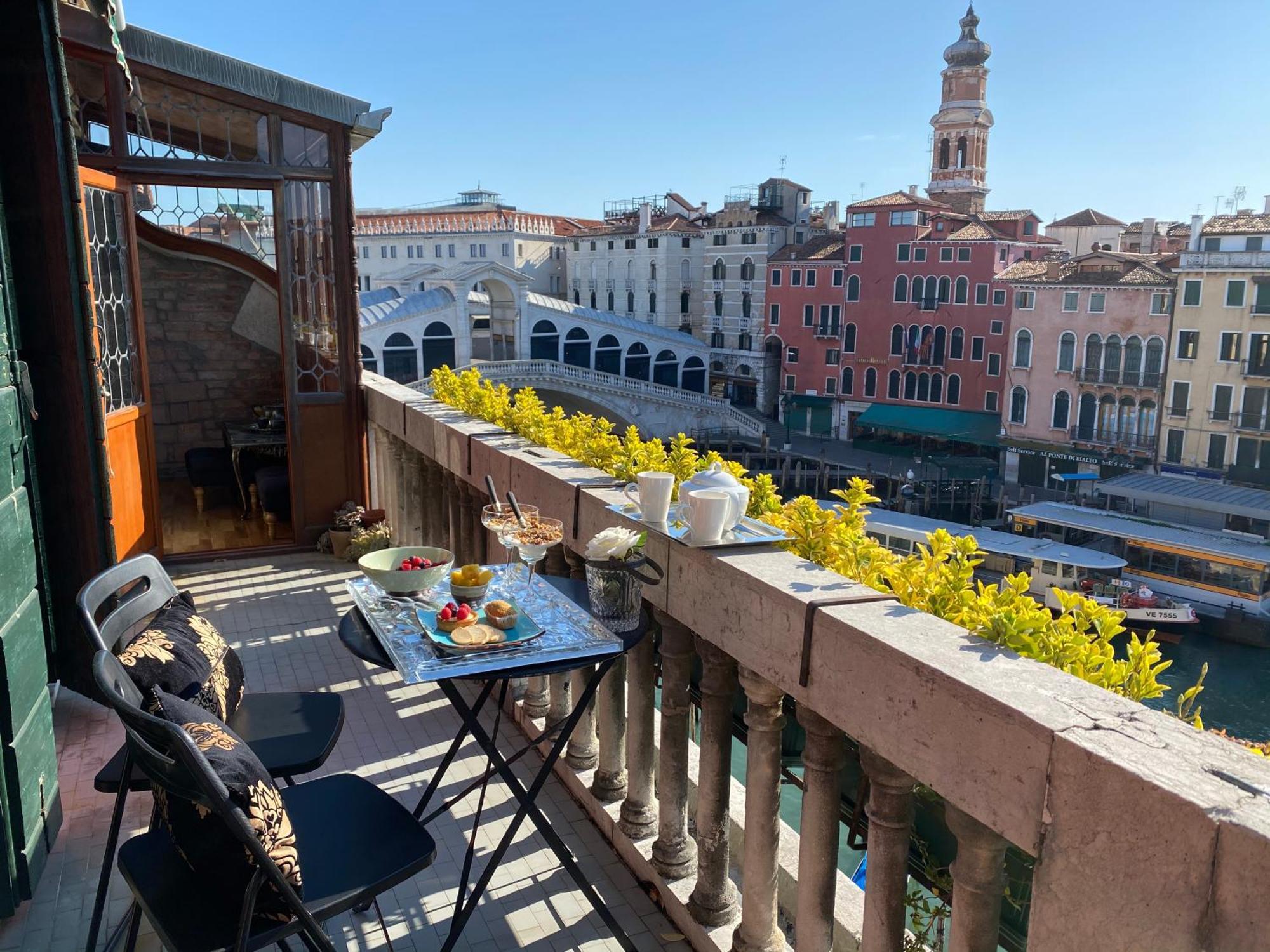 Rialto Terrace On The Grand Canal เวนิส ภายนอก รูปภาพ