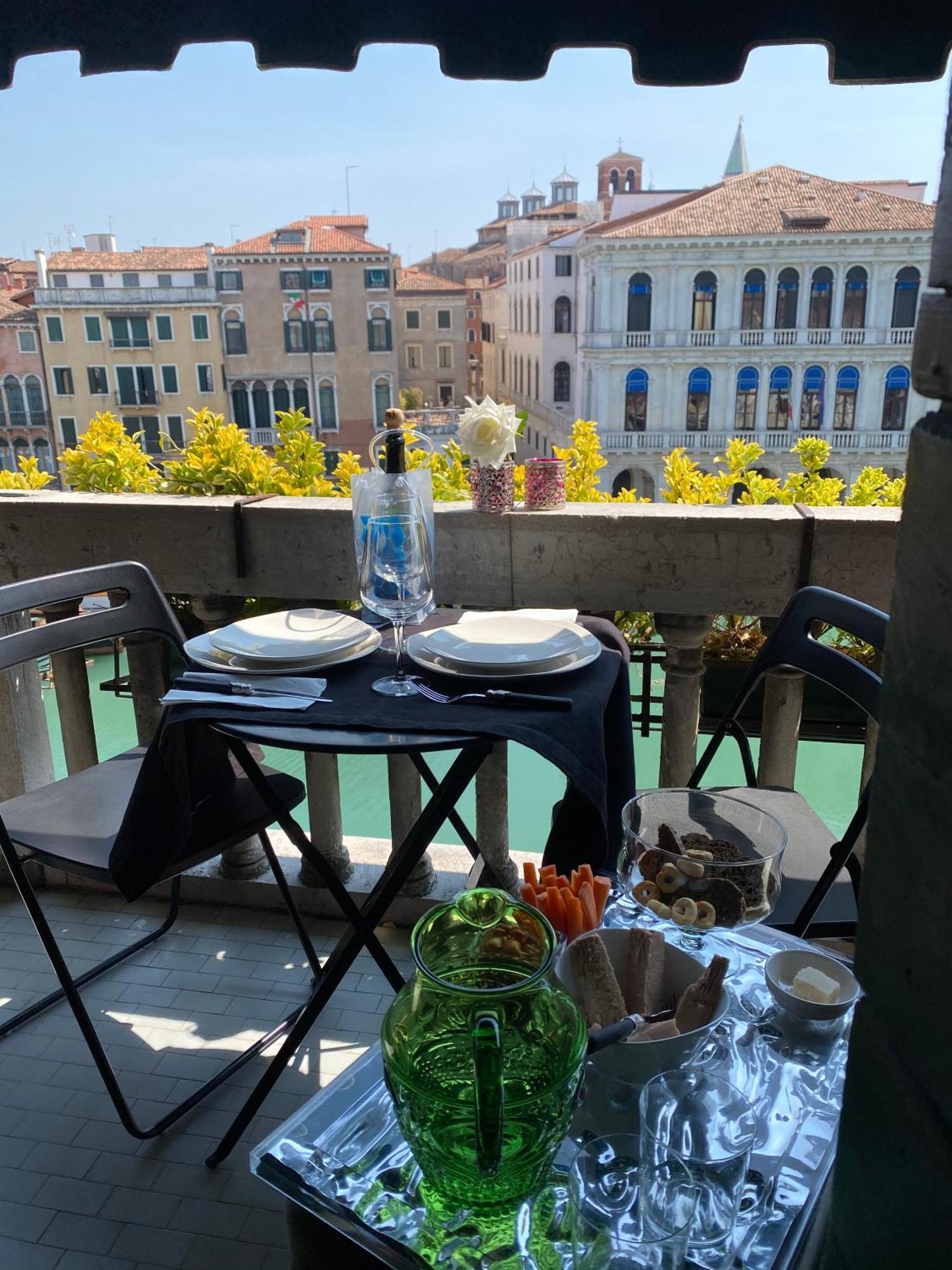 Rialto Terrace On The Grand Canal เวนิส ภายนอก รูปภาพ